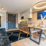 Zlota & - 500m Od Krupowek Апарт-отель Закопане